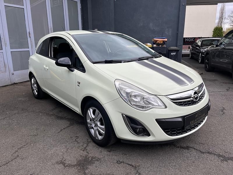 Gebraucht Opel Corsa Satellite 69 PS (50 kW) 2011 Beige Kleinwagen