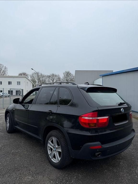 Gebraucht BMW X5 235 PS (172 kW) 2010 Schwarz SUV