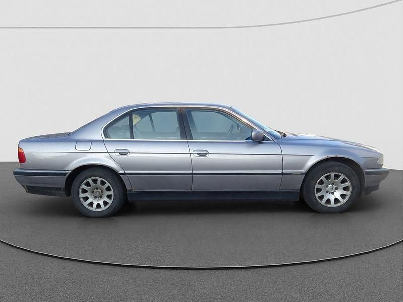 Gebraucht BMW 728 193 PS (141 kW) 1999 Grau Limousine