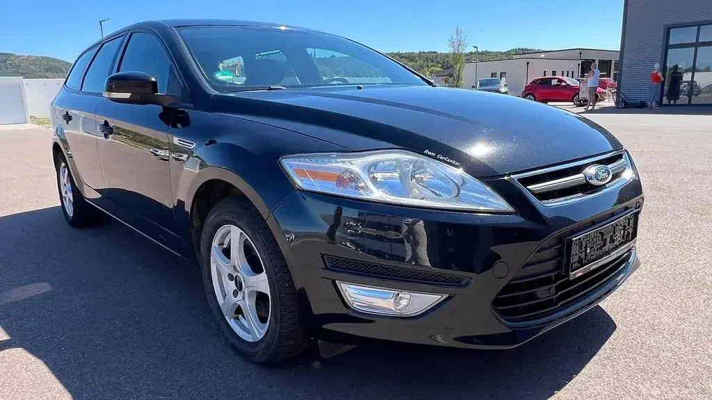 Gebraucht Ford Mondeo Trend 116 PS (85 kW) 2013 Schwarz Limousine