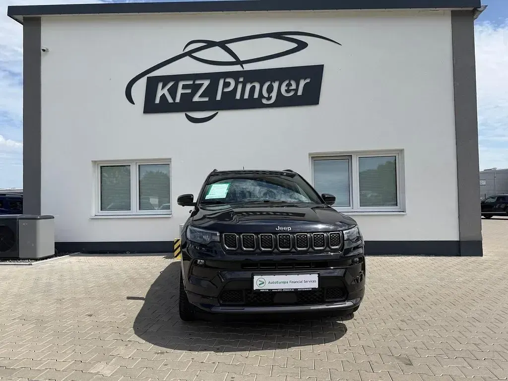 Gebraucht Jeep Compass Limited 140 PS (102 kW) 2018 Grau SUV