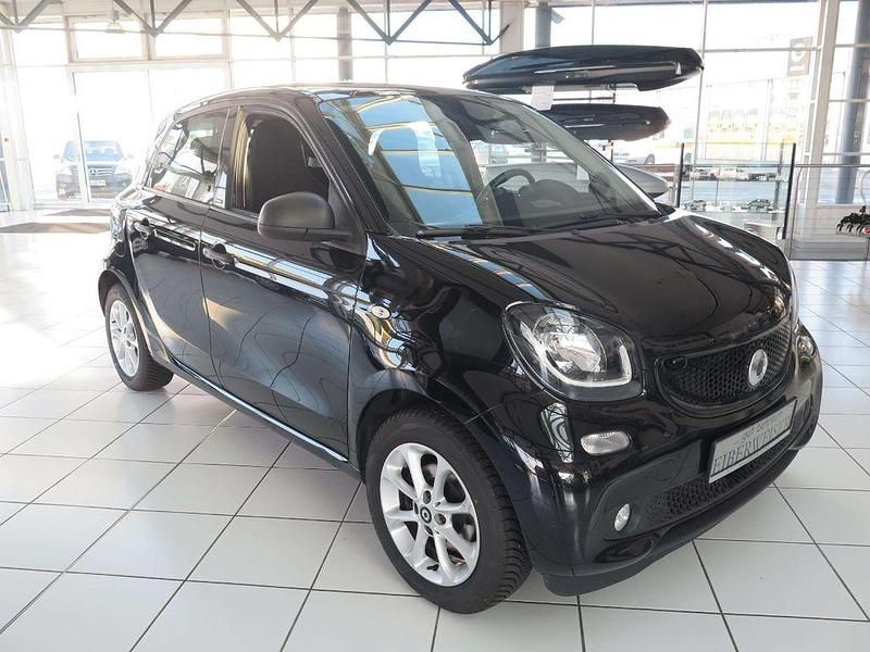 Gebraucht Smart ForFour Passion 90 PS (66 kW) 2017 Schwarz Kleinwagen