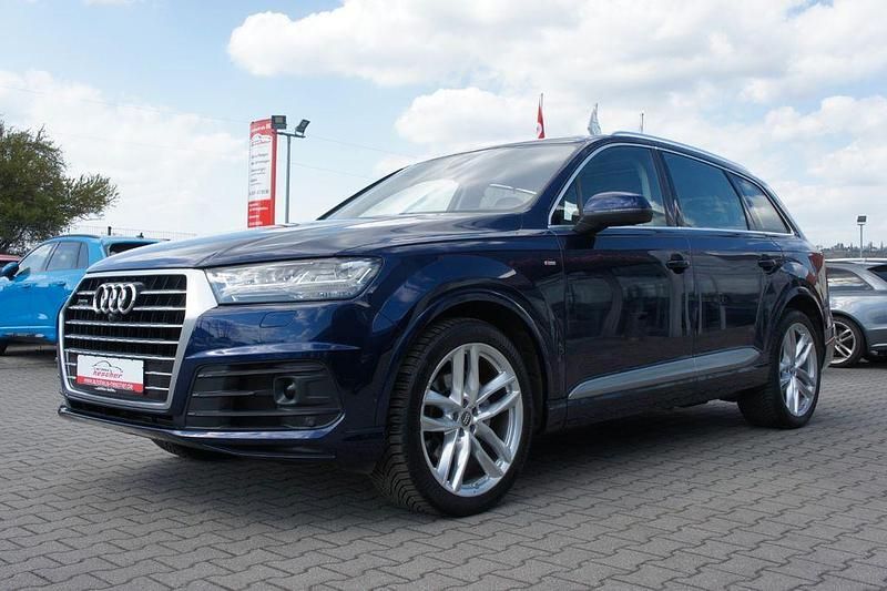 Używany Audi Q7 S-Line 286 KM (210 kW) 2019 Niebieski SUV