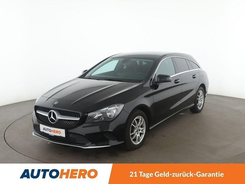 Schwarz Gebraucht 2019 Mercedes CLA180 Shooting Brake Kombi | 19.180 € (Fairer Preis) - Bild 1/3