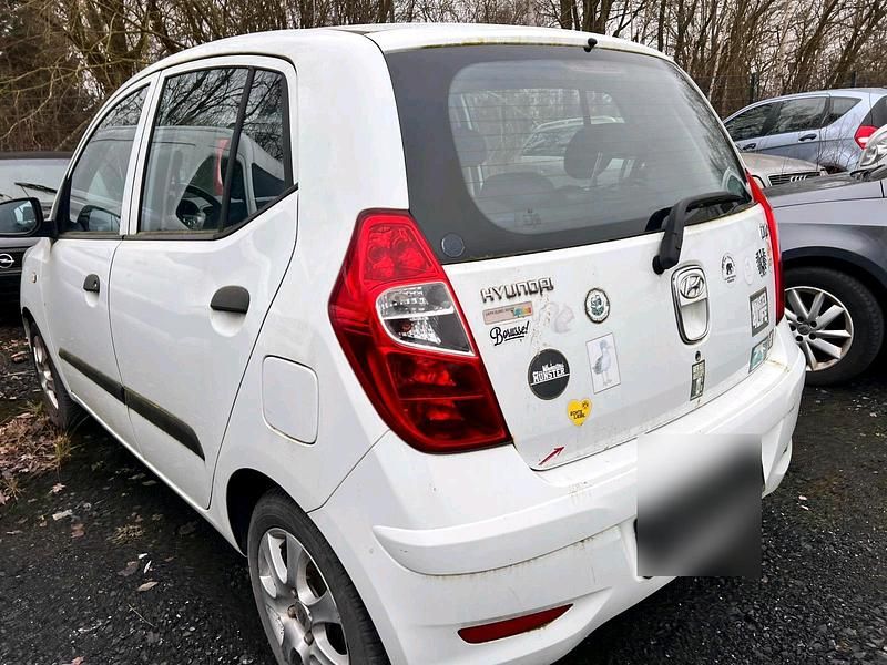 Gebraucht Hyundai i10 60 PS (44 kW) 2008 Weiß Kleinwagen