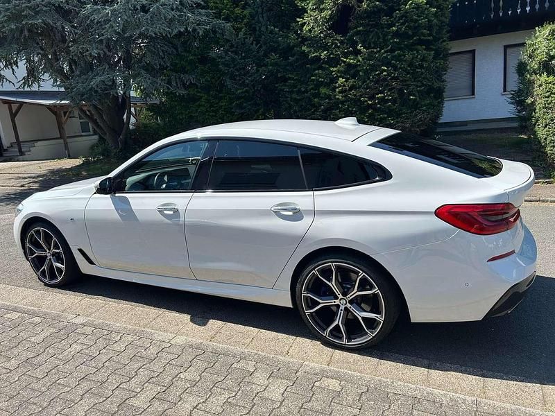 Weiß Gebraucht 2018 BMW 640 Sport Line Coupé | 29.500 € (Fairer Preis) - Bild 1/4