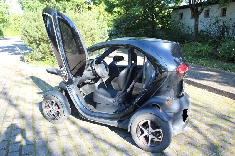 Schwarz Gebraucht 2016 Renault Twizy Kleinwagen | 5.200 € (Fairer Preis) - Bild 1/4