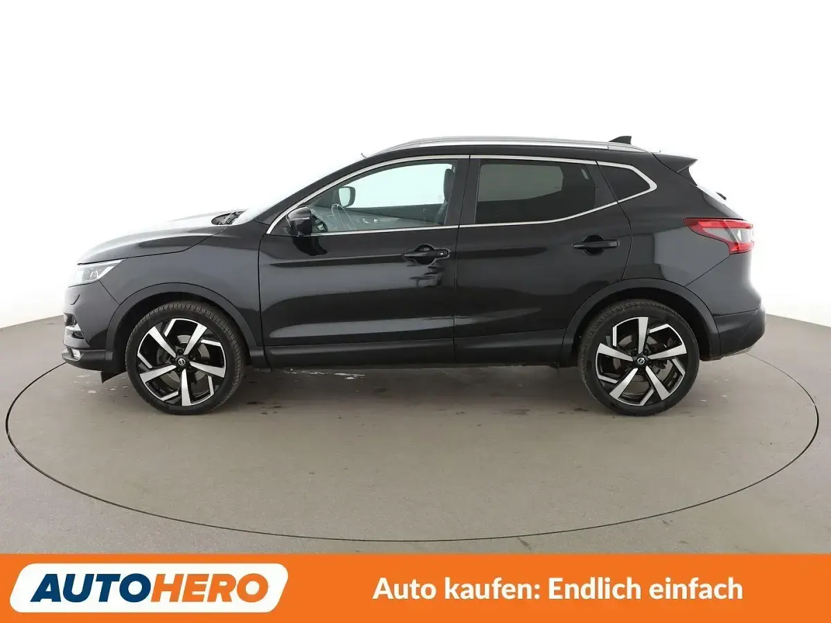 Gebraucht Nissan Qashqai Tekna 159 PS (116 kW) 2019 Schwarz SUV