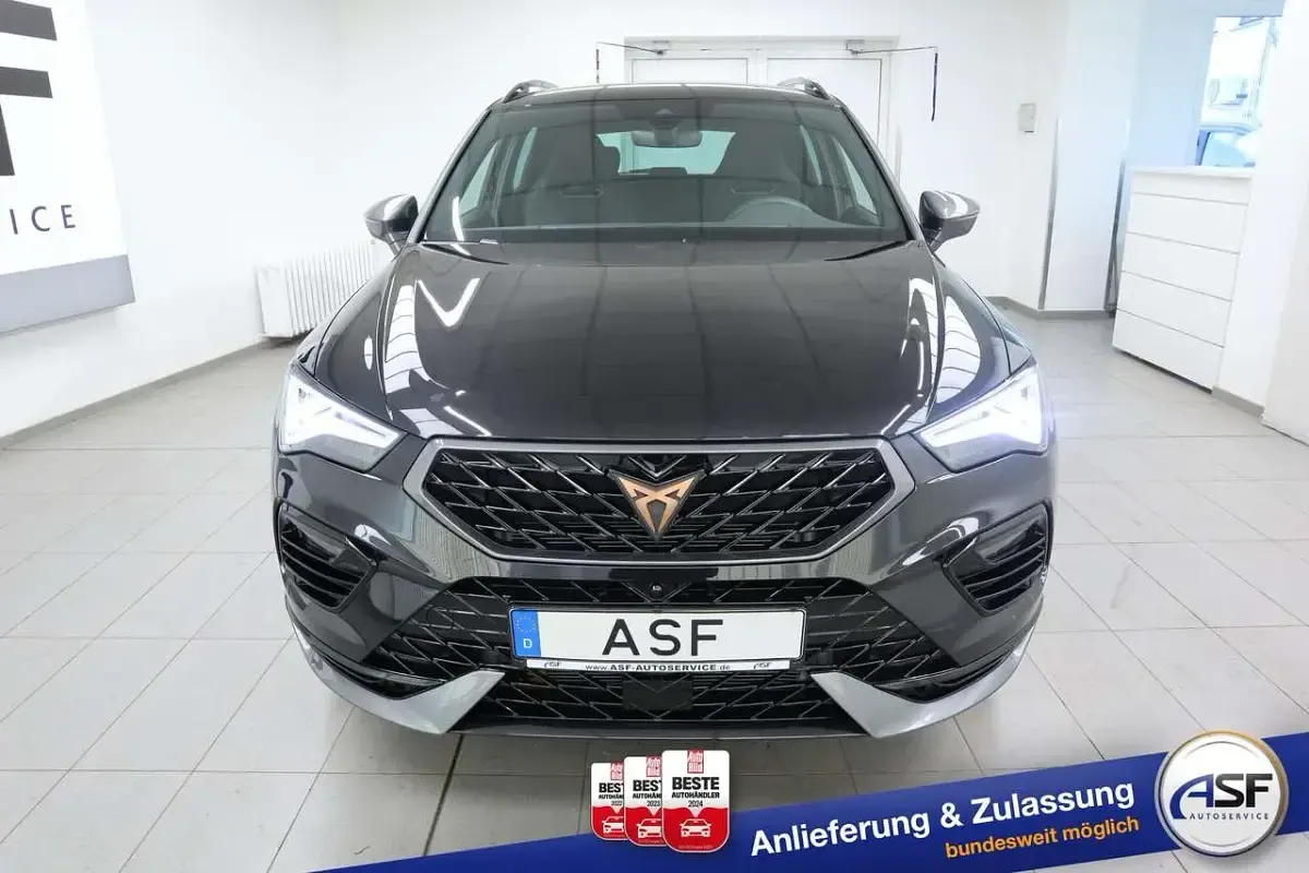 Neu Cupra Ateca 150 PS (110 kW) 2026 Graphitgrau SUV
