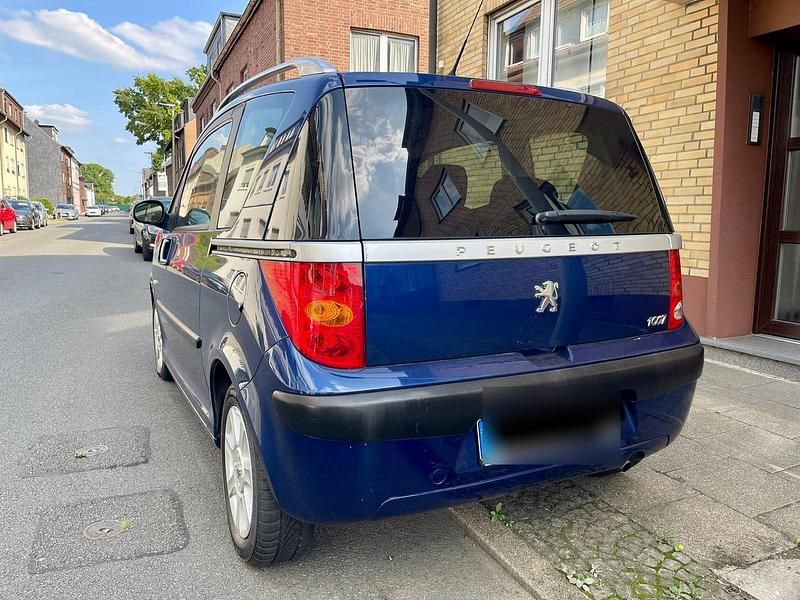 Gebraucht Peugeot 1007 73 PS (53 kW) 2005 Van / Kleinbus