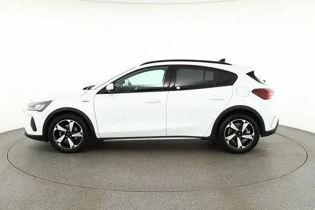 Usata Ford Focus Active 125 CV (91 kW) 2023 Bianco Berlina