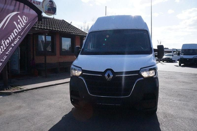Gebraucht Renault Master 145 PS (106 kW) 2020 Weiß Van / Kleinbus