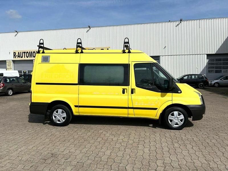 Second-hand Ford Transit 86 CP (63 kW) 2010 Galben Monovolum