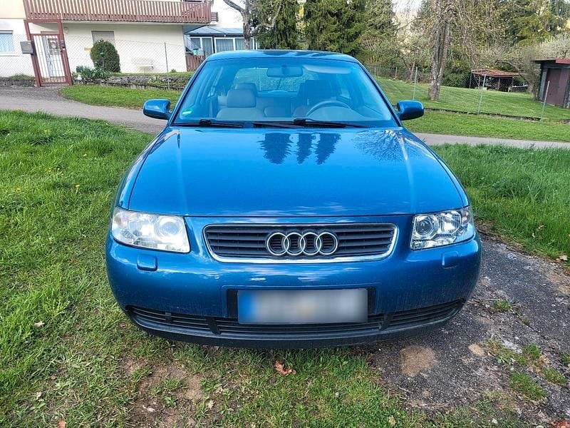 Second-hand Audi A3 150 CP (110 kW) 2002 Albastru Hatchback
