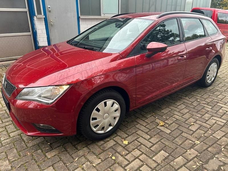 Rot Gebraucht 2014 Seat Leon ST Reference Kombi | 3.500 € (Guter Preis) - Bild 1/4