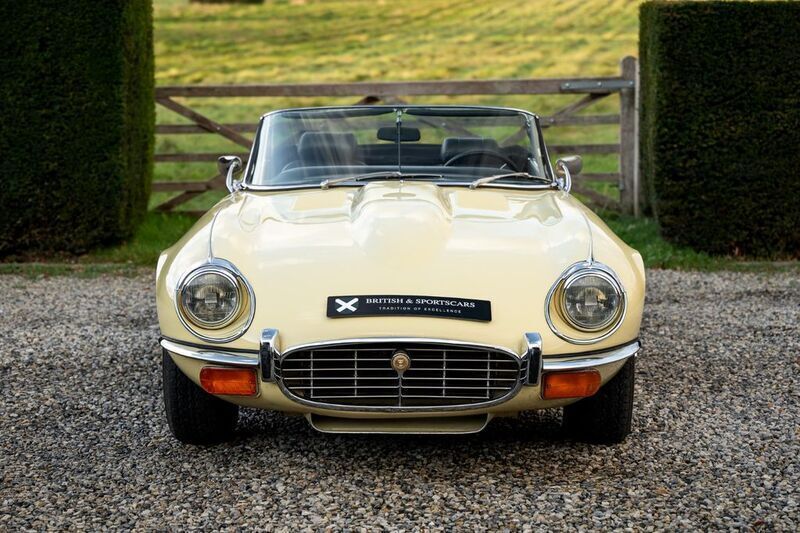 Second-hand Jaguar E-Type S 272 CP (200 kW) 1971 Bej Cabrio