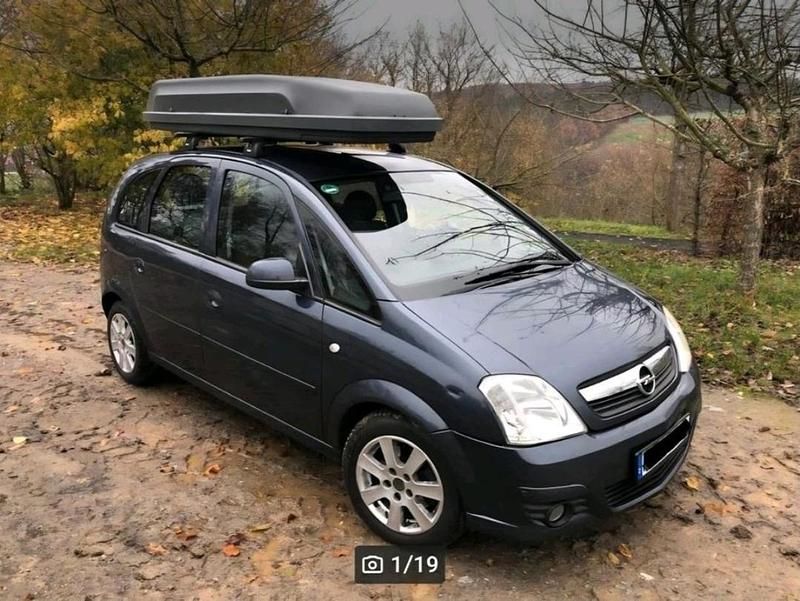Blau Gebraucht 2006 Opel Meriva Van / Kleinbus | 1.500 € (Teuer) - Bild 1/4