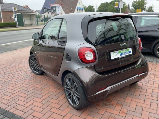 Gebraucht Smart ForTwo Coupé Brabus 90 PS (66 kW) 2018 Grau metallic Coupé