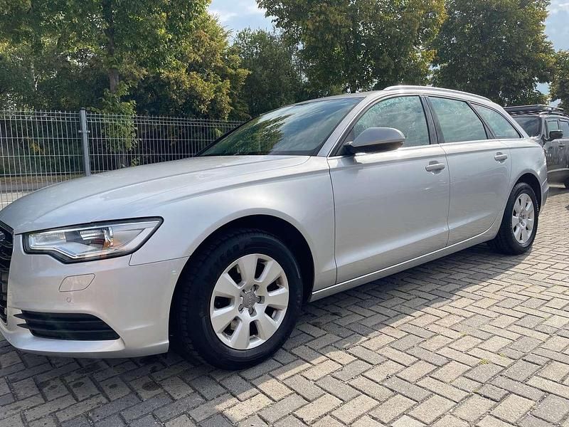 Eissilber metallic Gebraucht 2012 Audi A6 Kombi | 9.500 € (Superpreis) - Bild 1/4