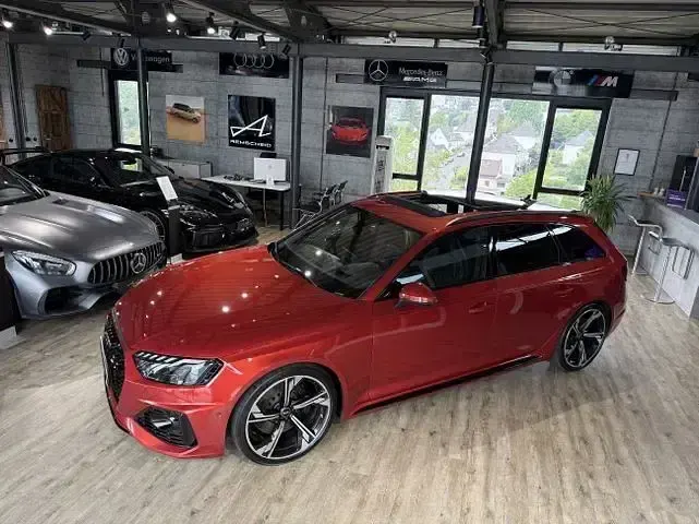 Gebraucht Audi RS4 Sport 450 PS (330 kW) 2022 Individuallackierungen audi ex Kombi