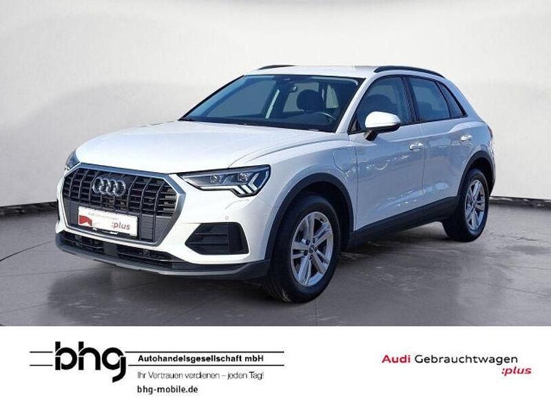 Weiss Gebraucht 2022 Audi e-tron Advanced SUV | 24.920 € (Etwas zu teuer) - Bild 1/4