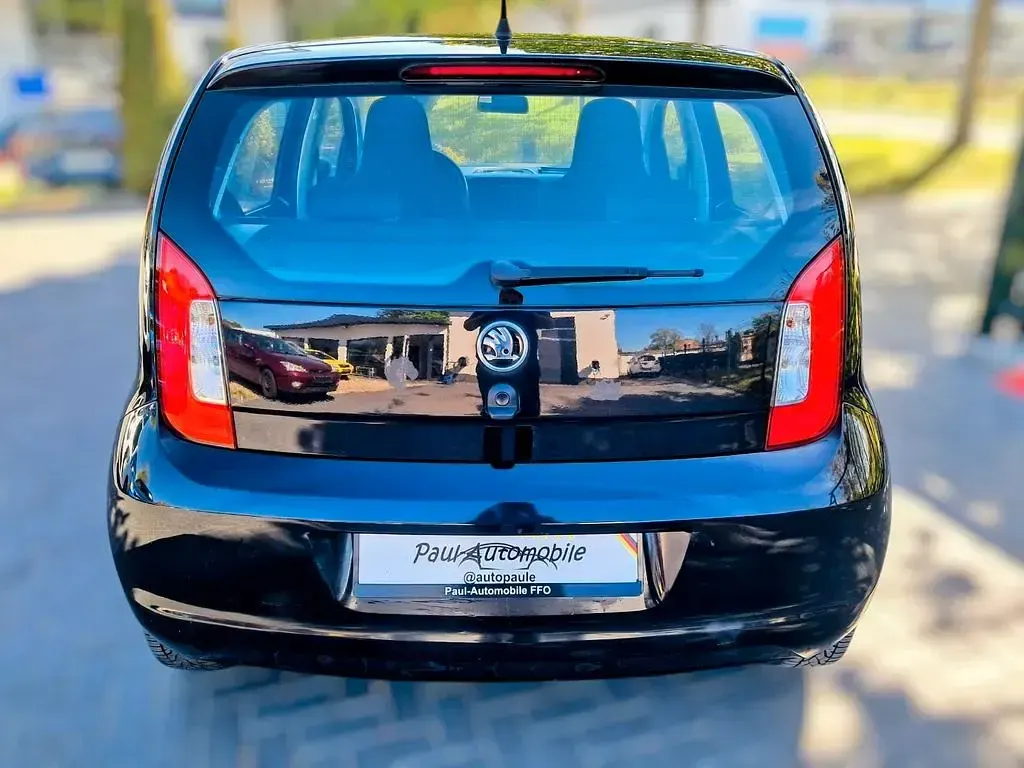 Second-hand Skoda Citigo Active 60 CP (44 kW) 2018 Negru Hatchback
