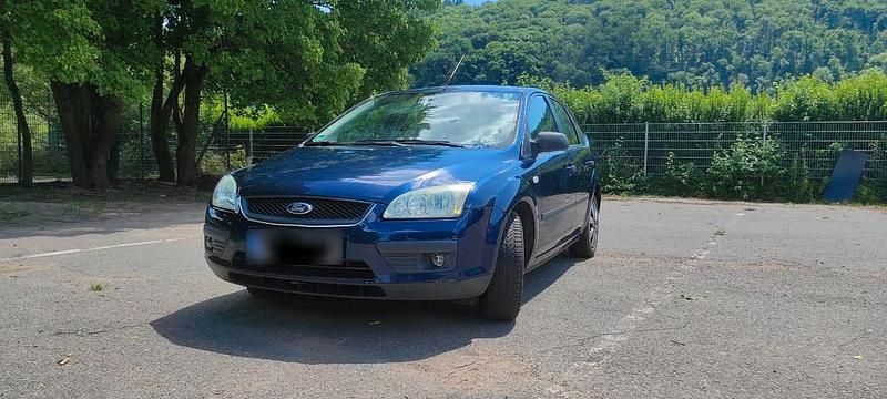 Usata Ford Focus 2006 Blu Utilitaria