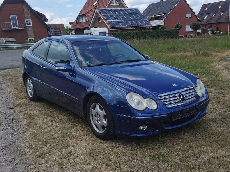 Gebraucht 2004 Mercedes C180 Coupé | 1.250 € (Guter Preis) - Bild 1/4
