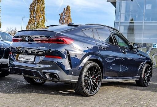 Gebraucht BMW X6 M Sport 298 PS (219 kW) 2024 Schwarz SUV