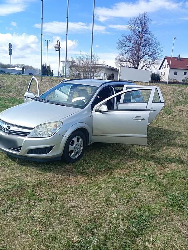 Gebraucht Opel Astra 2007 Silber Kombi