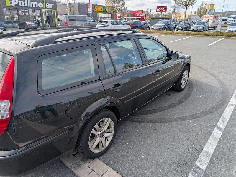 Gebraucht Ford Mondeo 110 PS (80 kW) 2007 Schwarz Kombi
