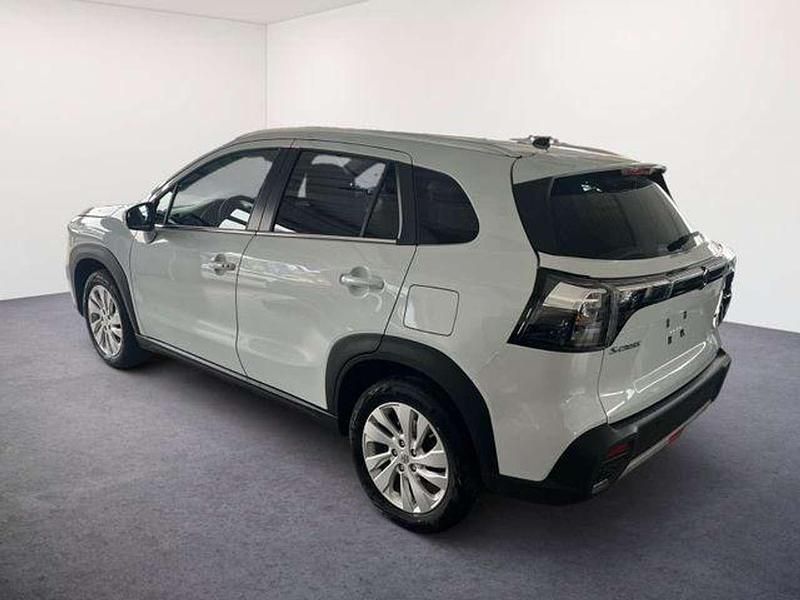 Neu Suzuki SX4 Comfort 129 PS (94 kW) 2025 Canyon brown pearl SUV