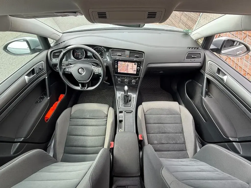 Gebraucht VW Golf VII Comfortline 116 PS (85 kW) 2017 Silber Kombi