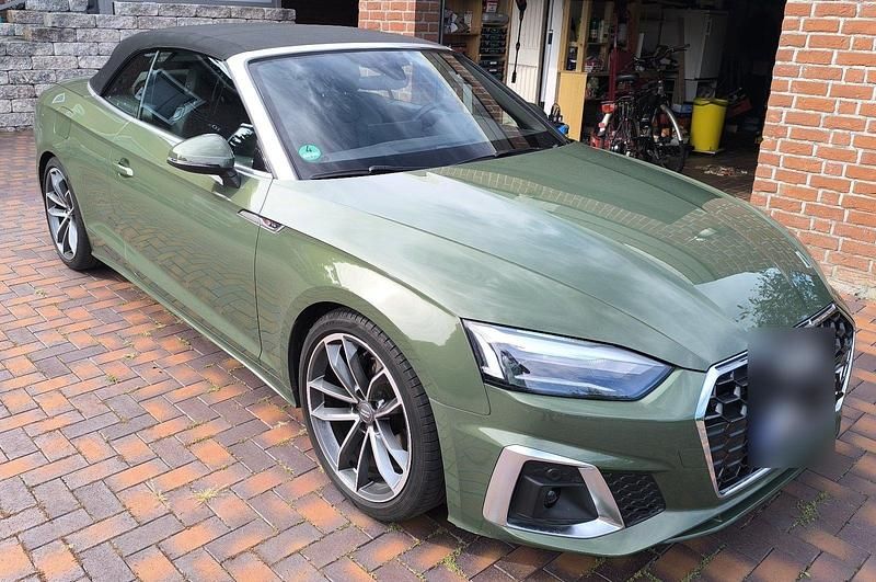 Gebraucht Audi A5 Cabriolet 190 PS (139 kW) 2020 Grün Cabrio