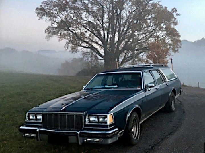 Blau Gebraucht 1990 Buick Electra Kombi | 16.900 € - Bild 1/4