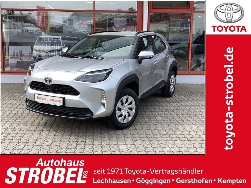 Schimmering silber metallic Neu 2025 Toyota Yaris Cross Business Edition SUV | 24.880 € - Bild 1/4