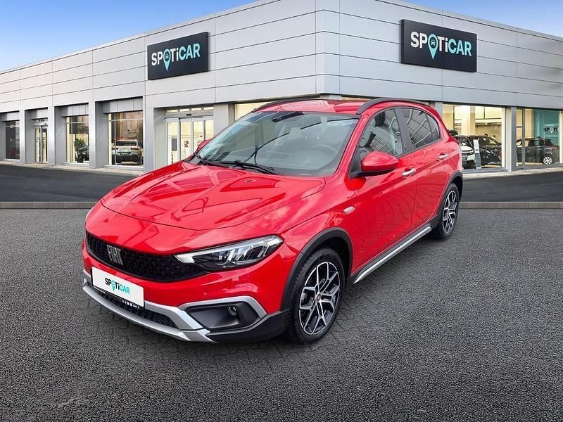 Rot Gebraucht 2023 Fiat Tipo Red | 20.980 € (Guter Preis) - Bild 1/4