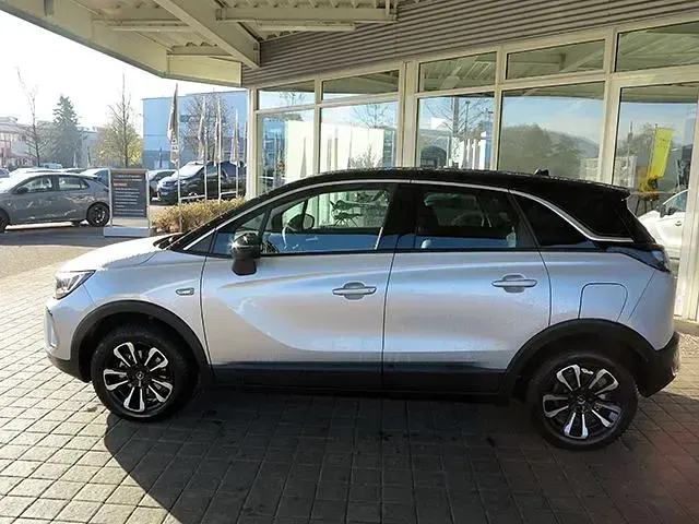 Gebraucht Opel Crossland Elegance 131 PS (96 kW) 2022 Rot SUV