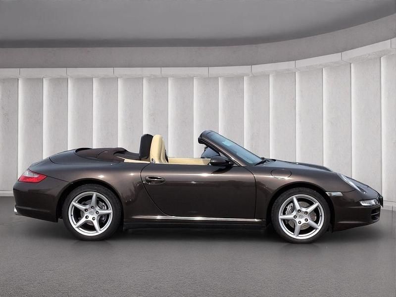 Gebraucht Porsche 911 Carrera 4 Cabriolet 325 PS (239 kW) 2008 Braun Cabrio