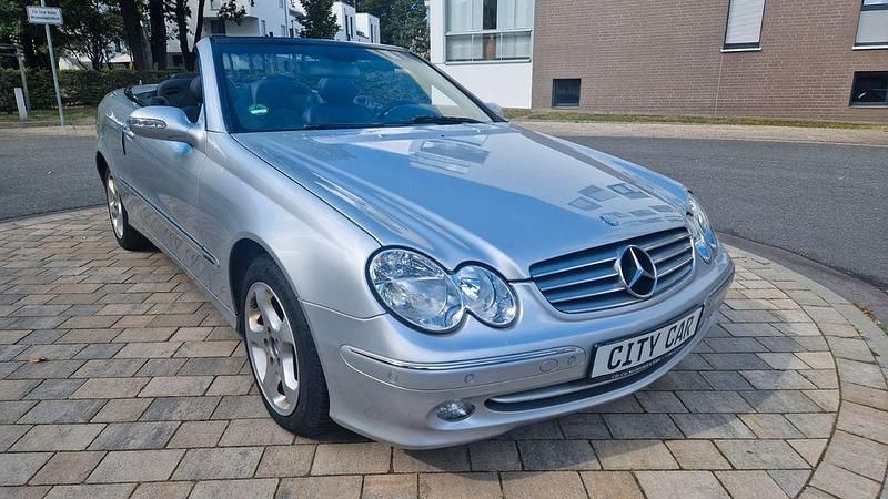 Gebraucht Mercedes CLK320 218 PS (160 kW) 2004 Silber Cabrio