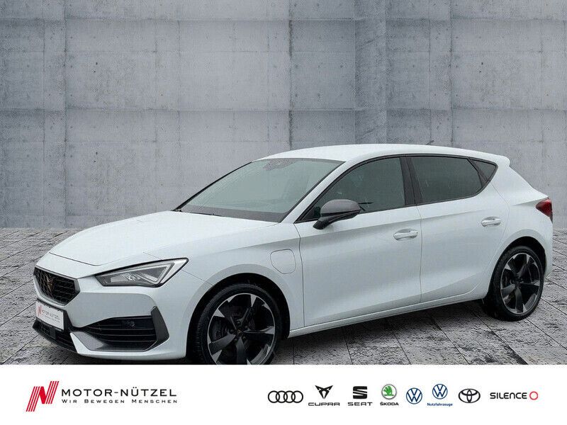 Weiß Gebraucht 2021 Cupra Leon Limousine | 23.860 € (Fairer Preis) - Bild 1/4