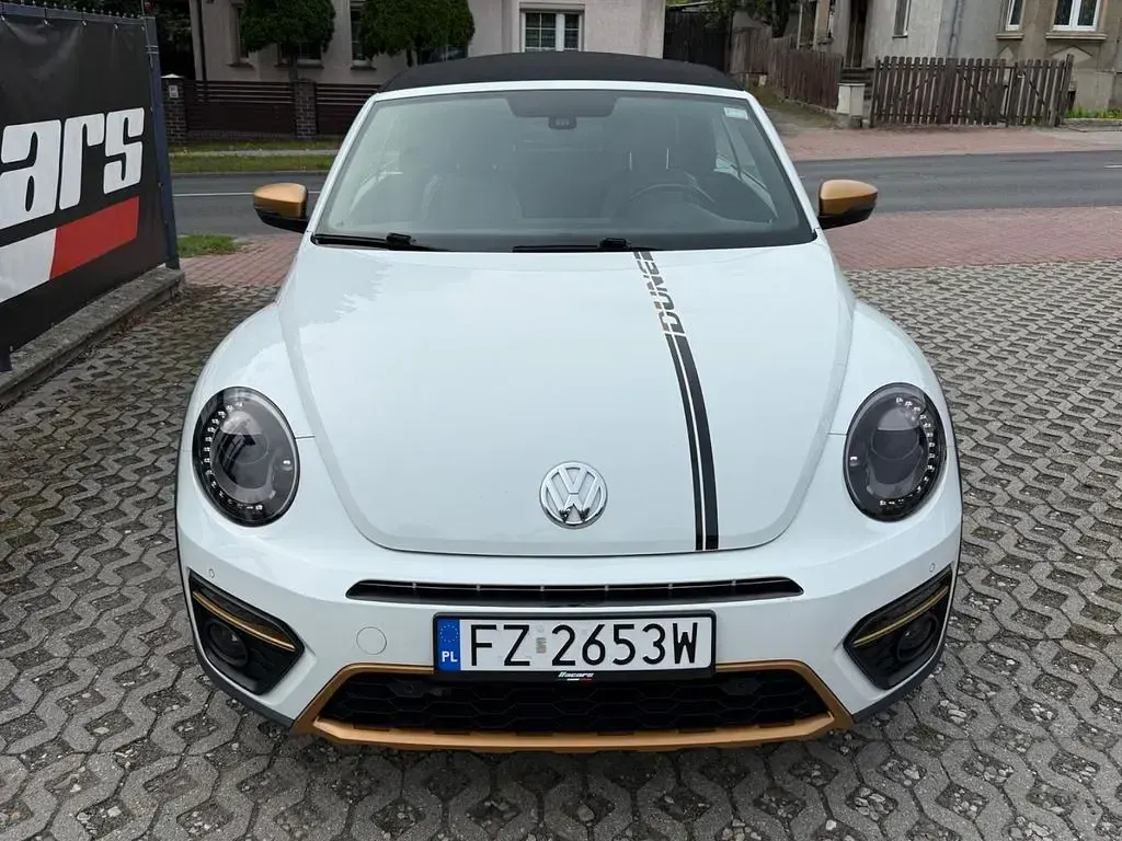 Gebraucht VW Beetle Dune 170 PS (125 kW) 2017 Weiß Kleinwagen