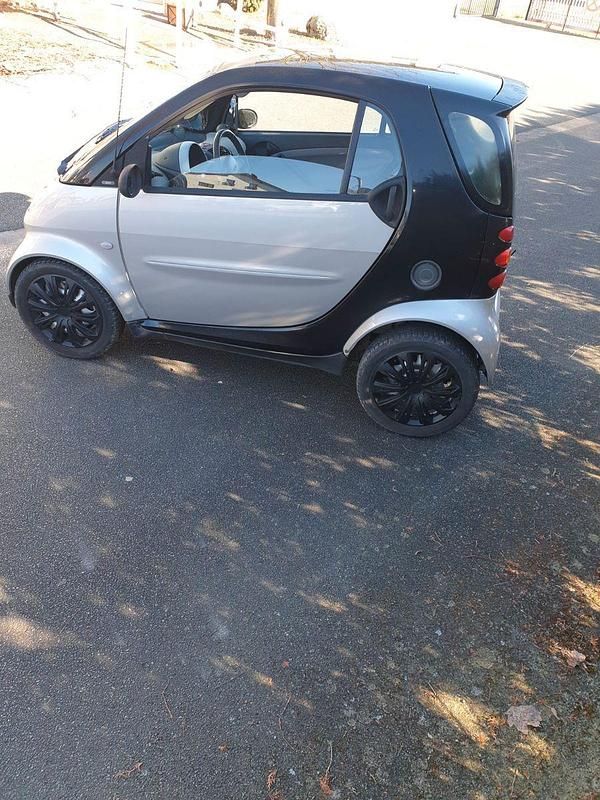 Gebraucht Smart ForTwo Coupé 61 PS (44 kW) 2004 Silber Coupé