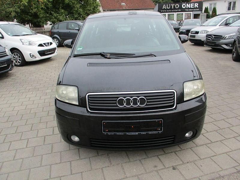Gebraucht Audi A2 Sport 75 PS (55 kW) 2004 Ebonyschwarz perleffekt Kleinwagen