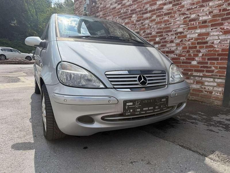 Silber Gebraucht 2002 Mercedes A160 Elegance Van / Kleinbus | 800 € (Superpreis) - Bild 1/4