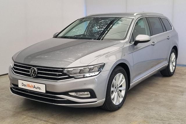 Pyritsilber Gebraucht 2022 VW Passat Elegance Kombi | 37.990 € - Bild 1/4