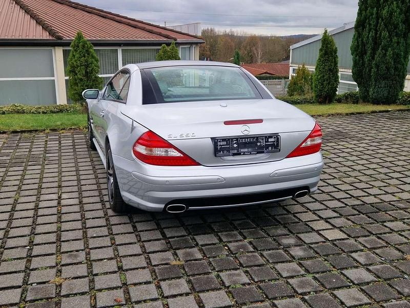 Gebraucht Mercedes SL500 AMG 387 PS (284 kW) 2006 Iridiumsilber Cabrio