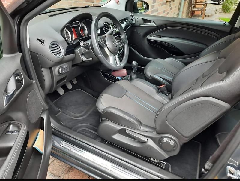 Gebraucht Opel Adam 87 PS (63 kW) 2014 Grau Kleinwagen