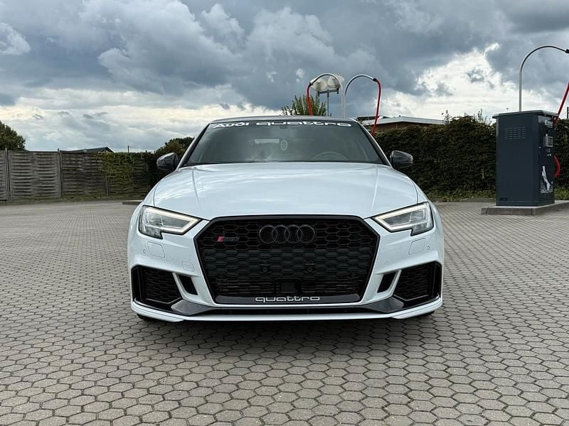 Second-hand Audi RS3 Performance 400 CP (294 kW) 2020 Alb Berlinǎ