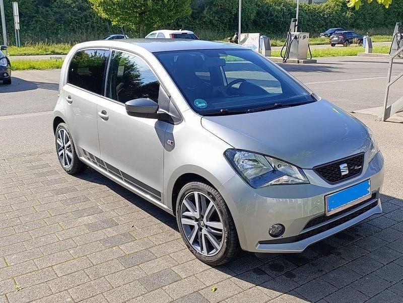 Silber Gebraucht 2016 Seat Mii FR-Line Kleinwagen | 6.900 € (Fairer Preis) - Bild 1/4